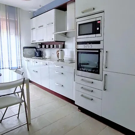Rias Baixas En Piso Centrico Con Parking Y Wifi Apartment *