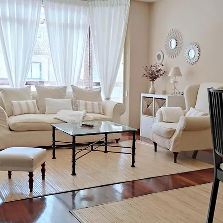 Rias Baixas Rc, Vivienda Centrica Con Parking En Urbanizacion Residencial