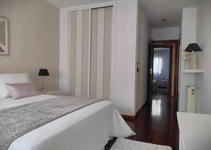 Rias Baixas Rc, Vivienda Centrica Con Parking En Urbanizacion Residencial * リベイラ