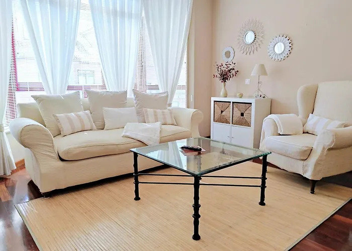 Rias Baixas Rc, Vivienda Centrica Con Parking En Urbanizacion Residencial リベイラ